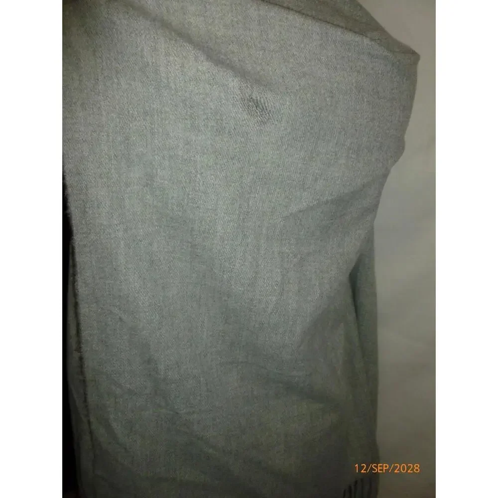 NWD Womens LIZ CLAIBORNE‎ Heather Gray Oversized Scarf 29
